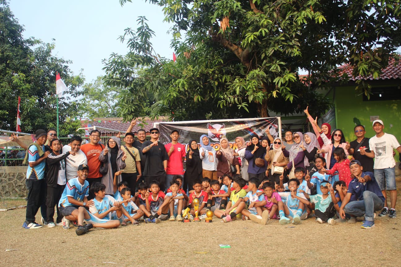 Juara 1 Turnamen One Day Soccer Kids U12